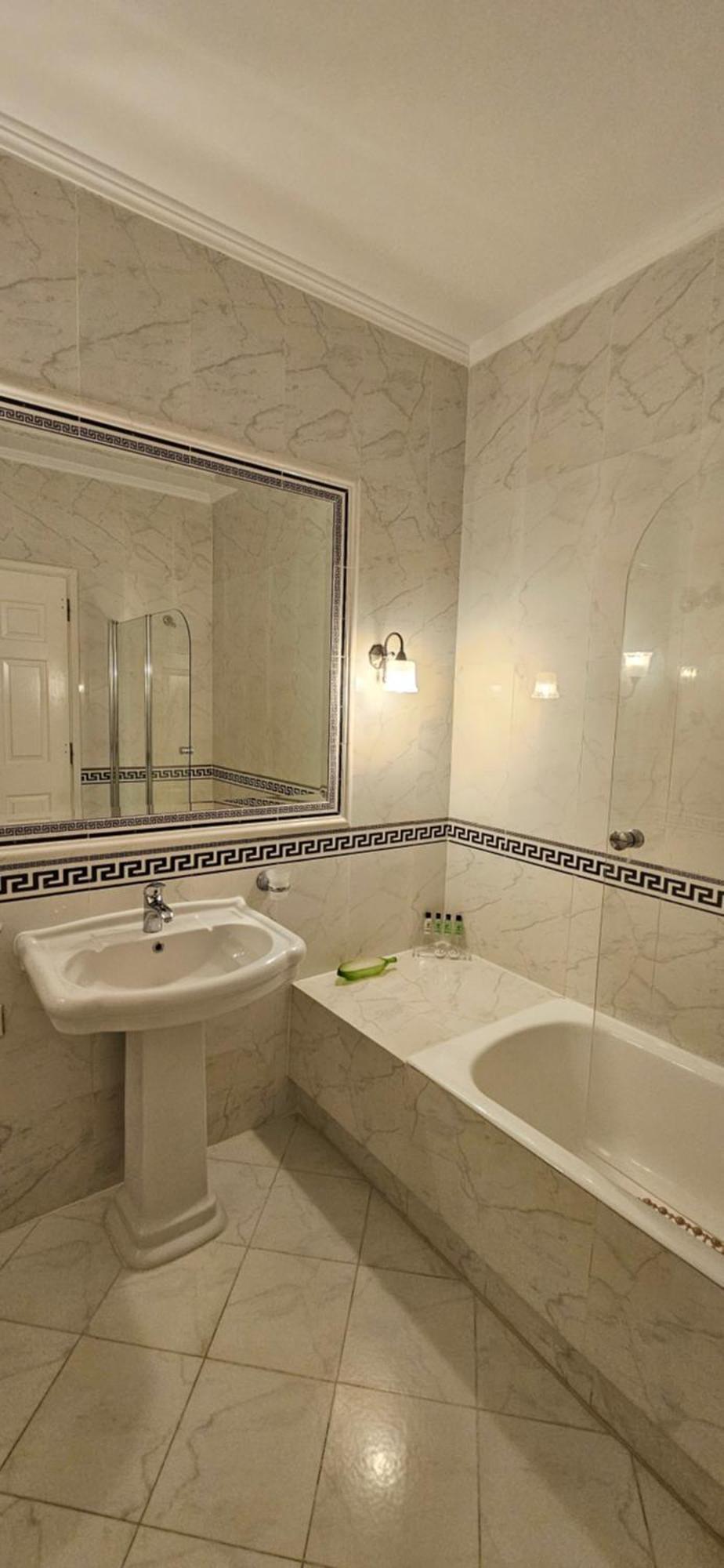 Deluxe Double Room,1590284829:JPEG